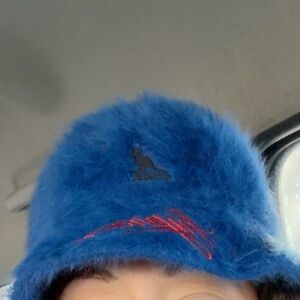Blue Fuzzy kangol supreme hat 
*special edition*